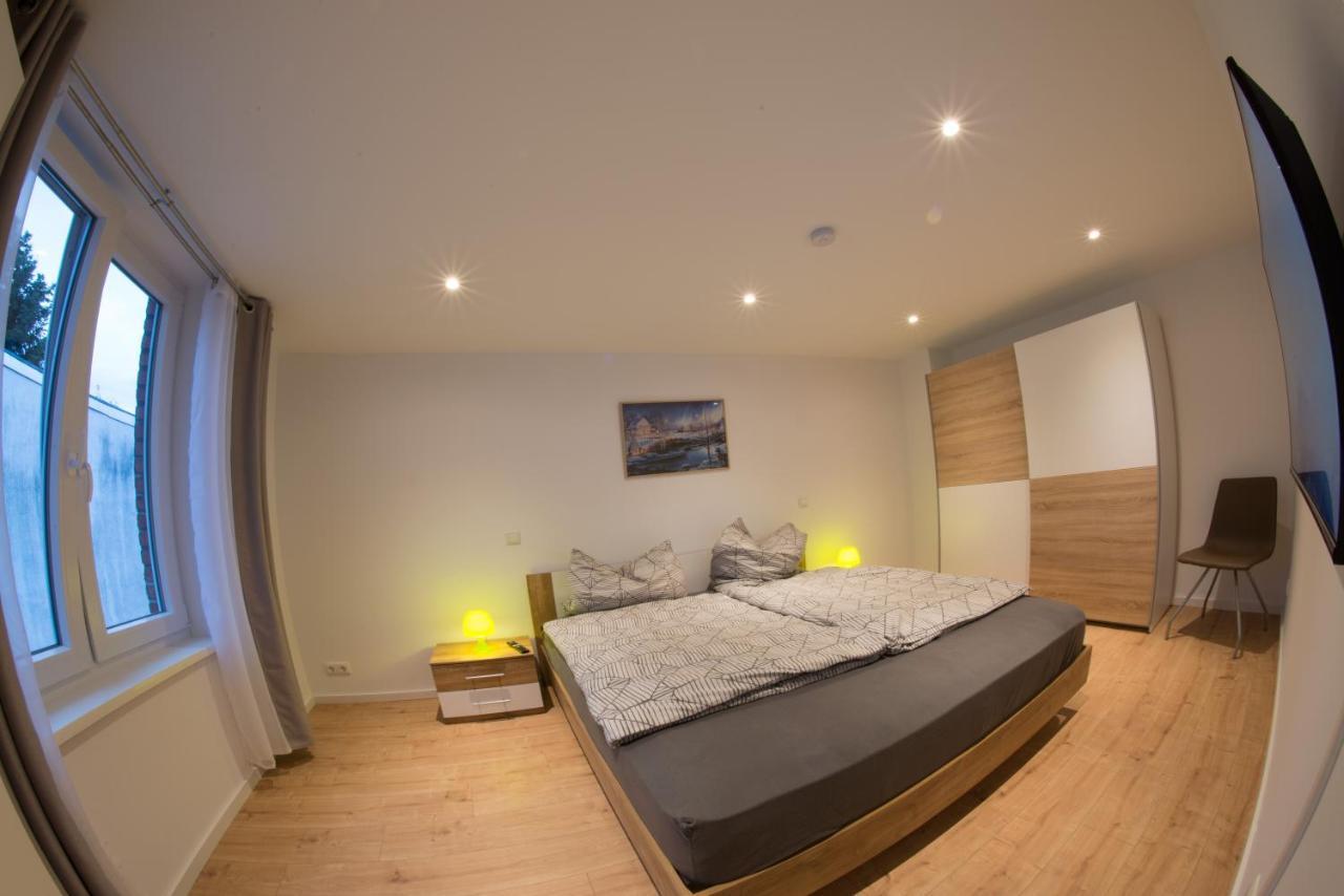 Schoene Ferienwohnung 54 M², Zentrumsnah, Kingbett 埃尔福特 外观 照片