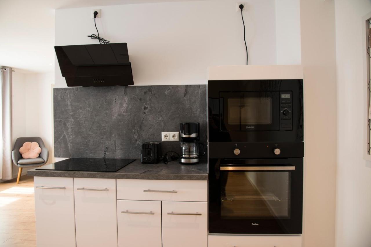 Schoene Ferienwohnung 54 M², Zentrumsnah, Kingbett 埃尔福特 外观 照片