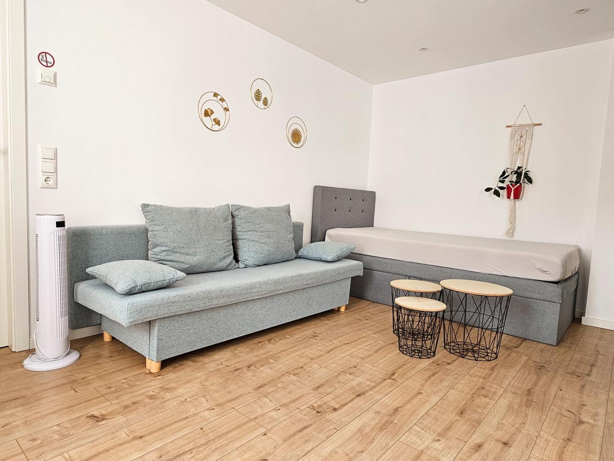 Schoene Ferienwohnung 54 M², Zentrumsnah, Kingbett 埃尔福特 外观 照片