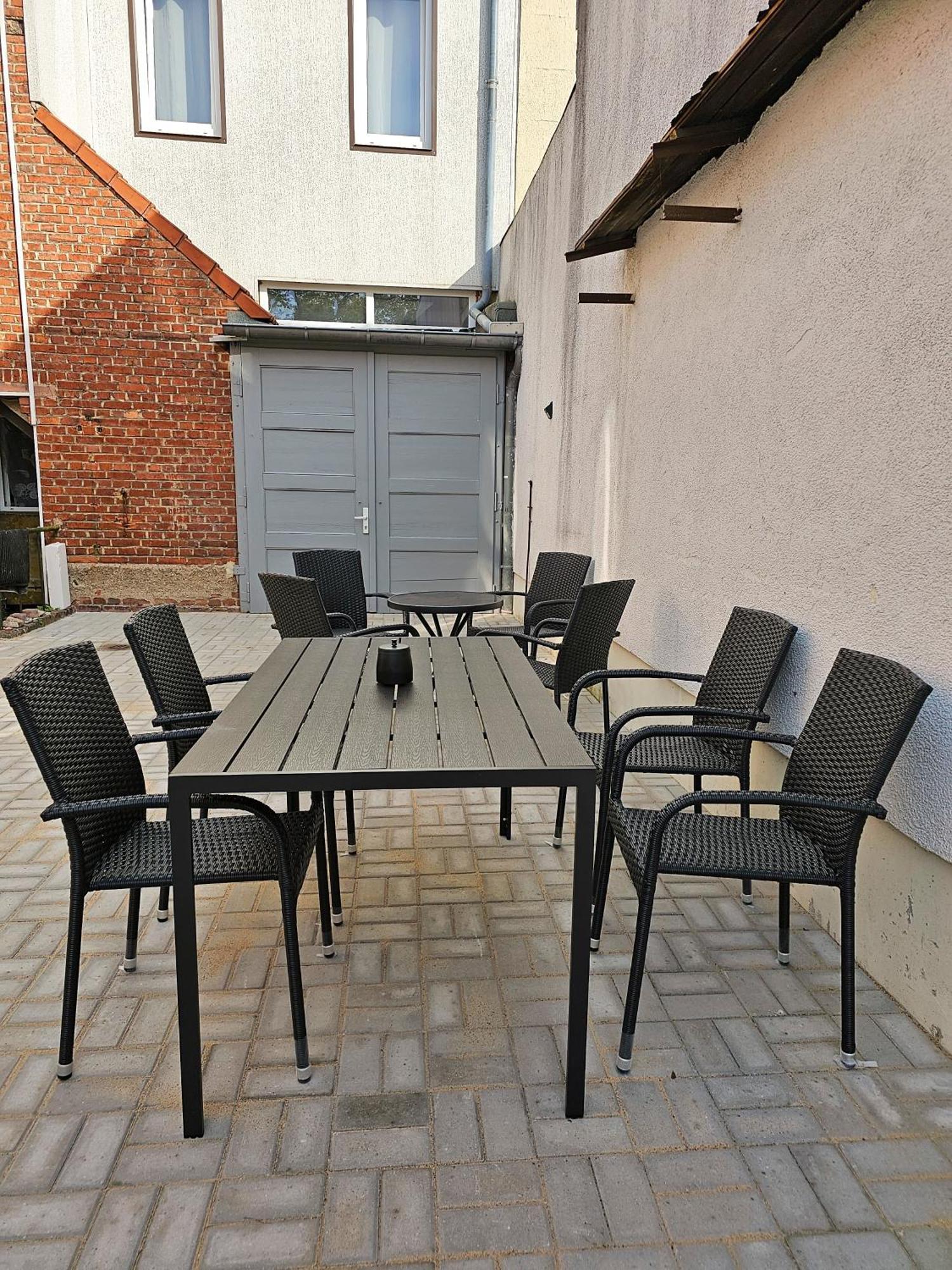 Schoene Ferienwohnung 54 M², Zentrumsnah, Kingbett 埃尔福特 外观 照片